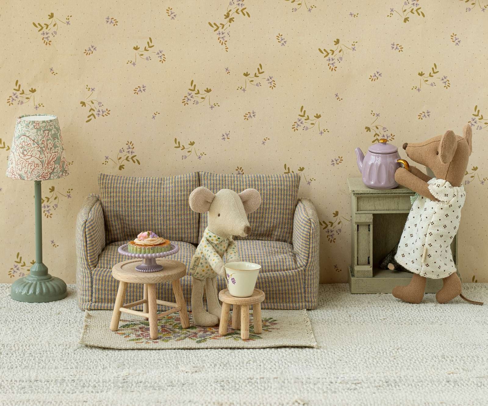 Maileg Couch, Mouse in Lounge
