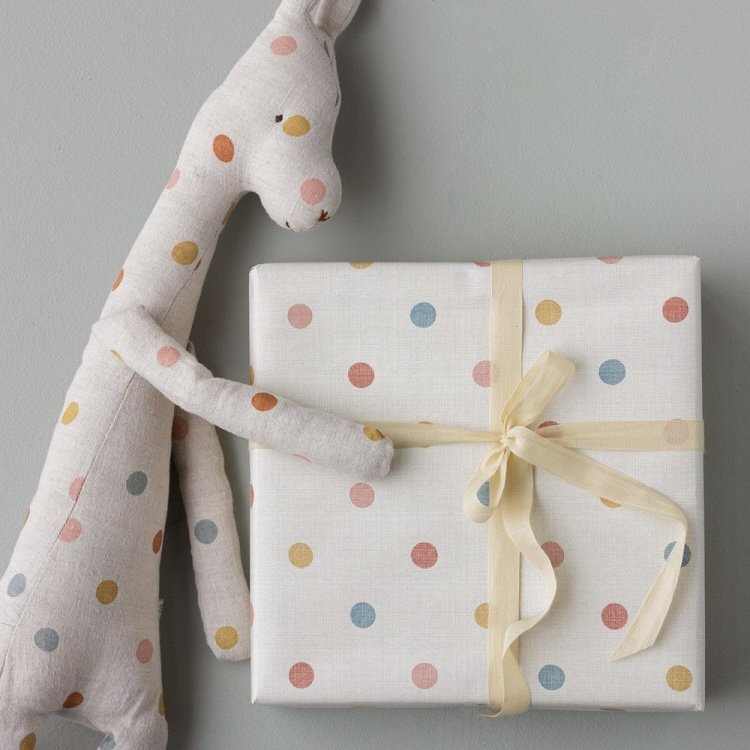 Gift Wrap Service - with Maileg Giraffe