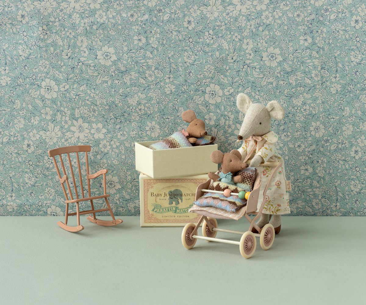 Maileg Rocking Chair, Mouse - Dark Powder