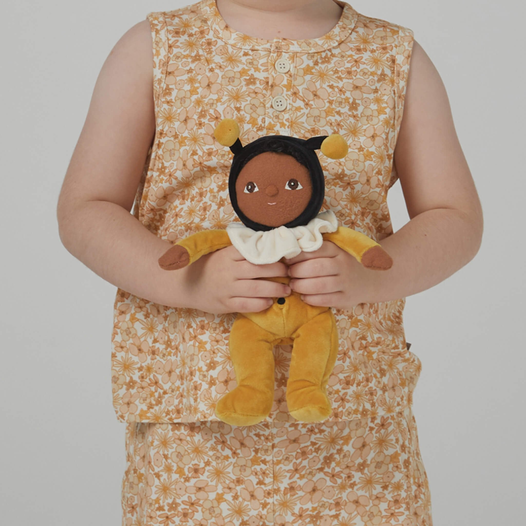 Olli Ella Dinky Dinkum Backyard Buddies - Billie Bumblebee *Restock Coming Soon*