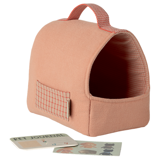 Maileg Pet Carrier Coral